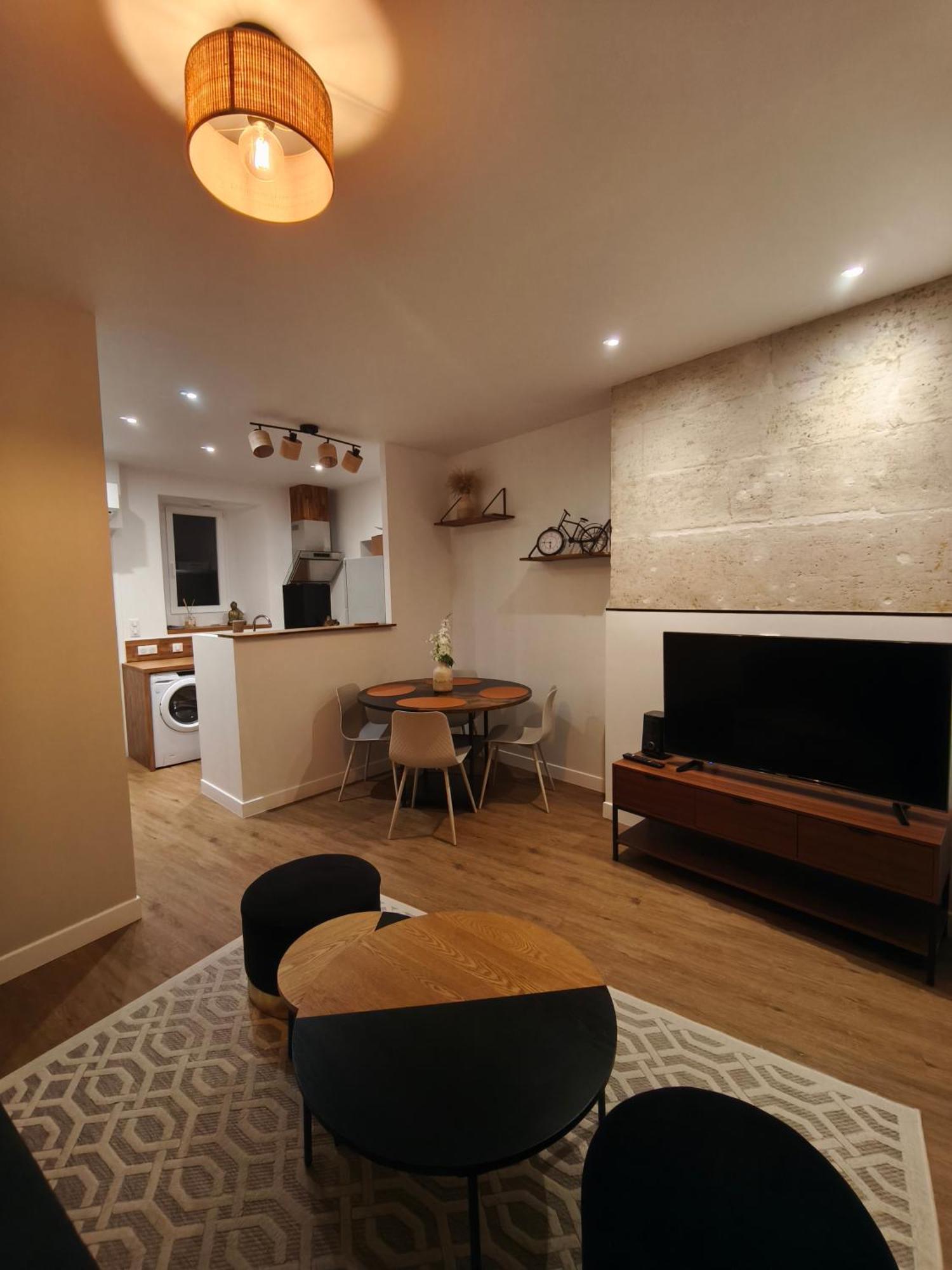 Périgueux Appartement Centre Ville Historique Avec Terrasse Et Climatise מראה חיצוני תמונה